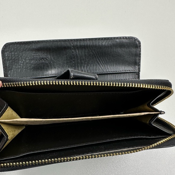 Coach wallet - Picture 7 of 7